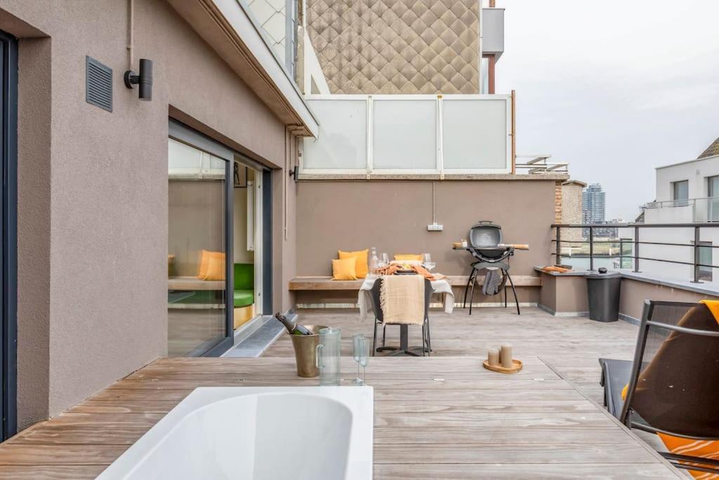 Love Nest - Your Cosy Penthouse Oostende Eksteriør bilde